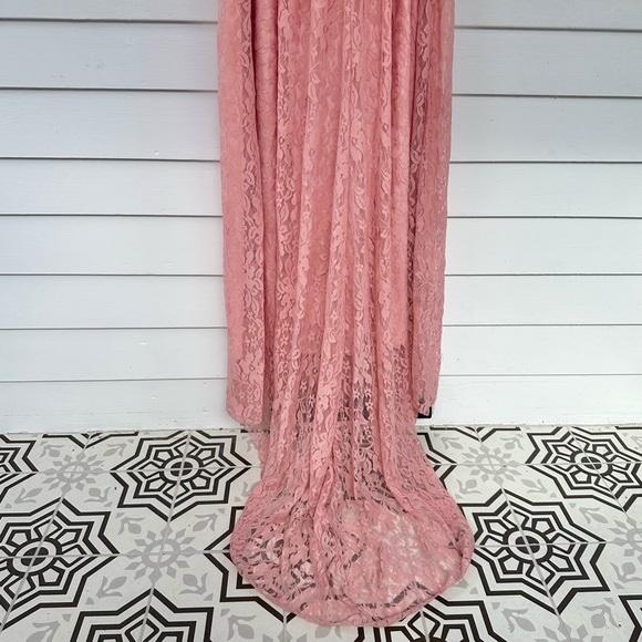 NEW Off the Shoulder Maternity Photoshoot Lace Gown - Picture 7 of 9